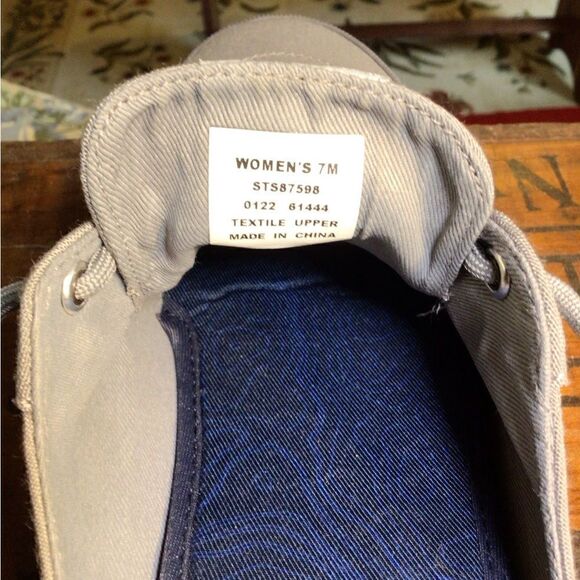 Womens Sperry shoes. Inv 5642a - Picture 6 of 6